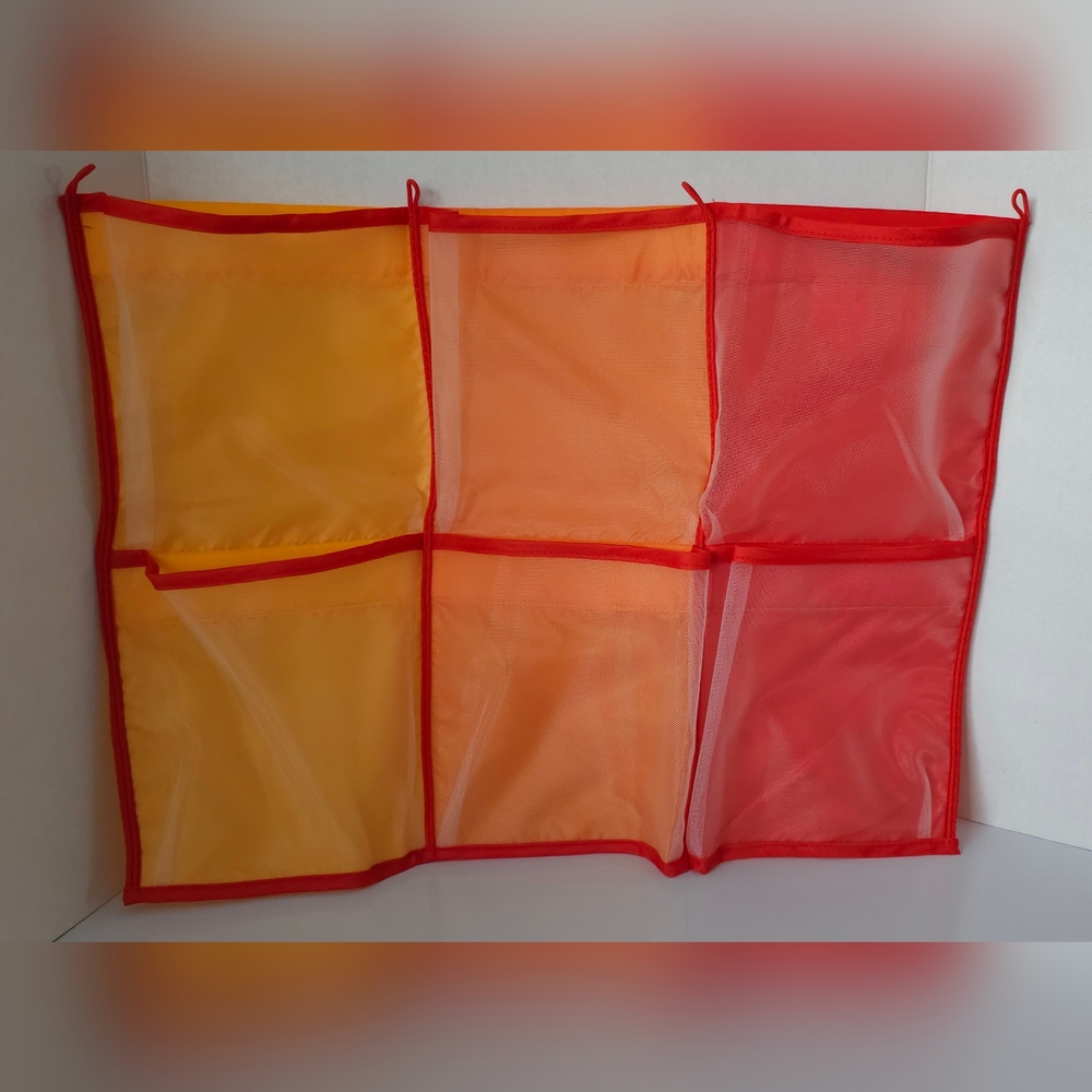 6 Pocket Wall Organizer
